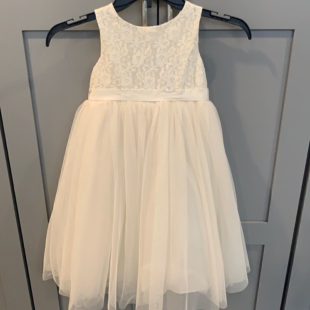 🎉last deal 🎉Flower girl dress. 👗 - Picture 1 of 8